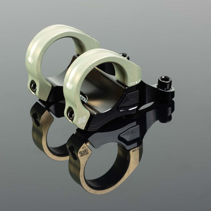 Renthal Integra II 35 Direct Mount Stem Black/Gold