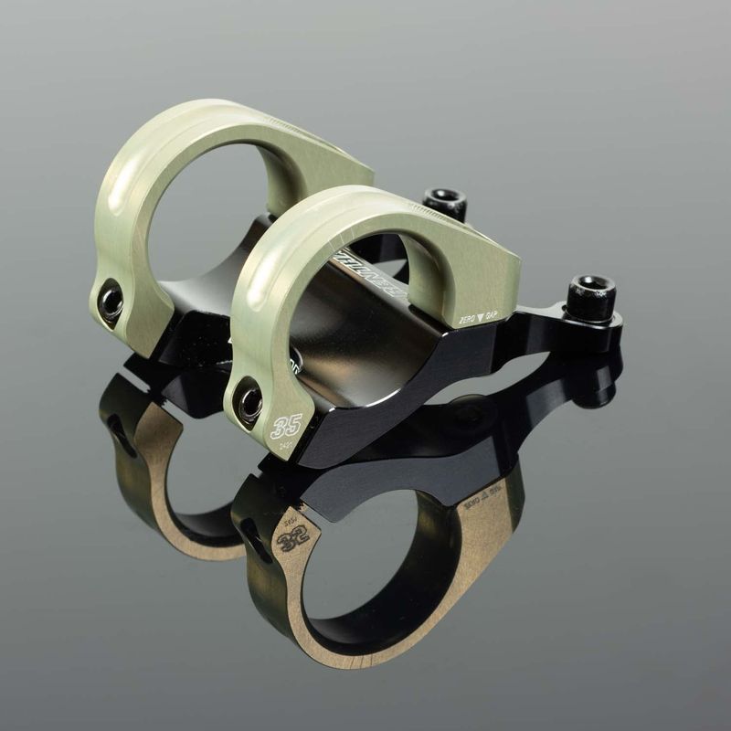 Renthal Integra II 35 Direct Mount Stem Black/Gold